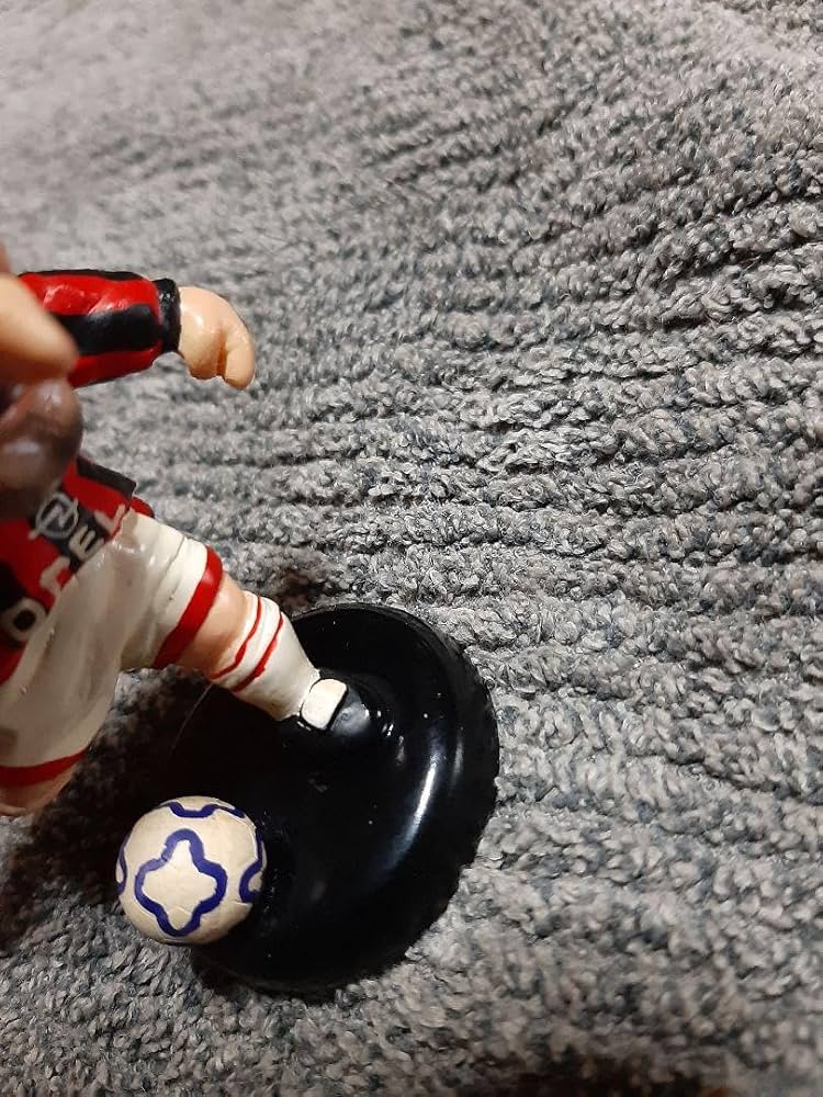 激レア デフォルメフィギュア バッジョ ミラン プロスターズ サッカー Amazon.co.jp: デフォルメフィギュア バッジョ ミラン プロ
